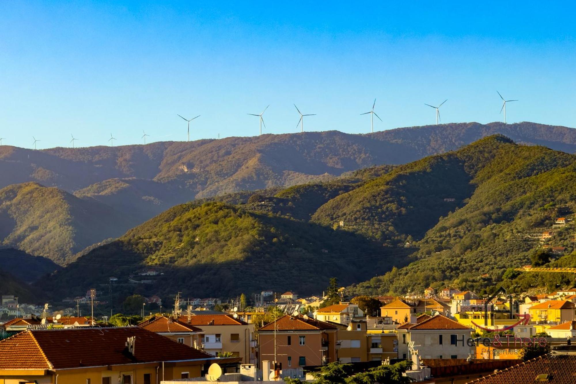 Appartamento Penthouse Panoramic View - Sea 3Min - Ac - Wifi Albisola Superiore Esterno foto